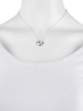 Tiffany & Co. Elsa Peretti Round Pendant Necklace